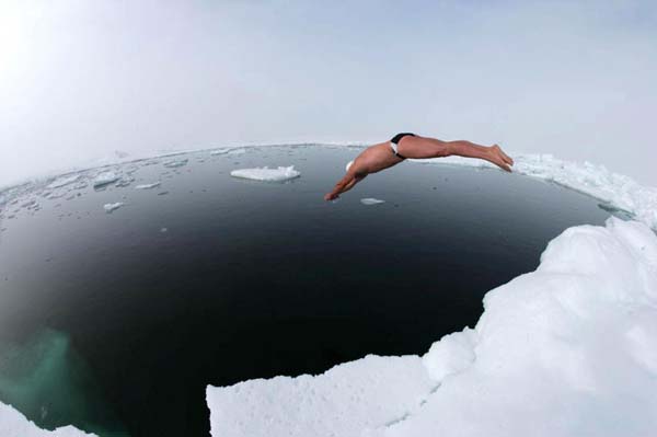 Владимир Довгань Счастливый. Прыжок в ледяную воду.